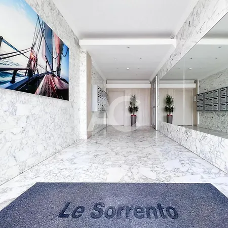 Le Sorrento Apartment